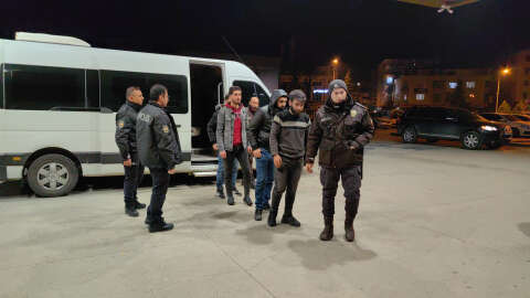 Bursa'da, 28 kaçak göçmen yakalandı
