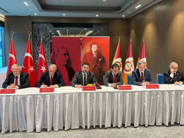 Galatasaray dernekleri ortak basın toplantısı düzenledi