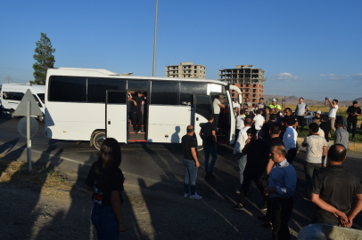 Batman'da 4 kişinin öldüğü kaza yerinde 'Ölümlü yollara dur' eylemi