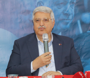 AK Parti'li Demiröz: İzmir'de balıklar bile hava alamıyor