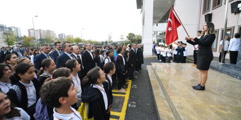 MEB tarafından 81 ilin valiliğine 'okul ve ders saati uygulaması' konulu genelge gönderildi