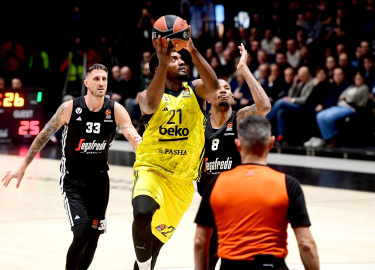 Virtus Segafredo Bologna - Fenerbahçe Beko: 82-86