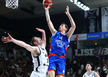 Beşiktaş Fibabanka - Anadolu Efes: 85-80